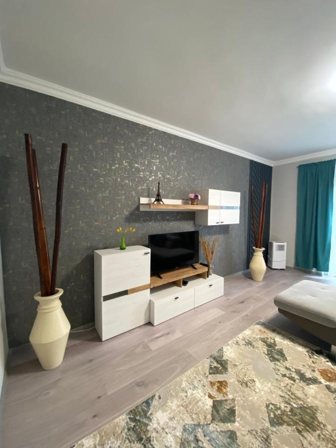Oliaparman Apartment Eger Ngoại thất bức ảnh